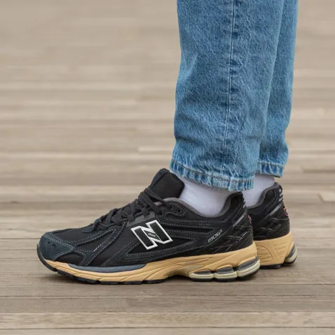 New Balance 1906R Black Beige